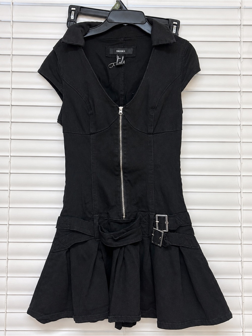 Forever 21 Black Zip-Front Cap Sleeve Mini Dress with Buckle Waist